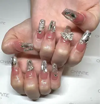 ネイル CHARME 〔RINA〕のネイルデザイン