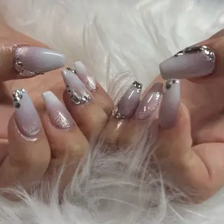 ネイル Noir Haatoのネイルデザイン