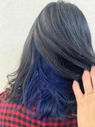 ミディアム 倉林隆一🐈 ダブルカラー/艶髪のヘアスタイル