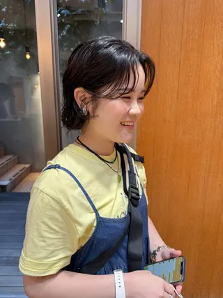 ミディアム パーマ 大橋 芽衣のヘアスタイル