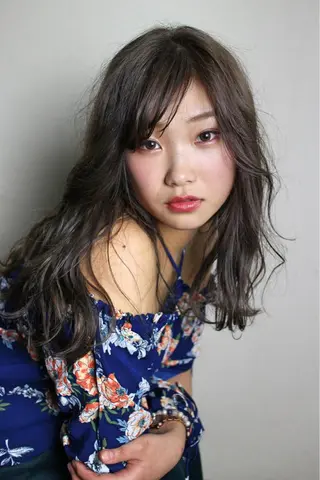 ロング カラー 武田 久司のヘアスタイル