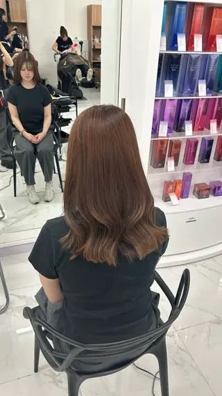 セミロング 艶カラー/レイヤー カット🖤Akaneのヘアスタイル