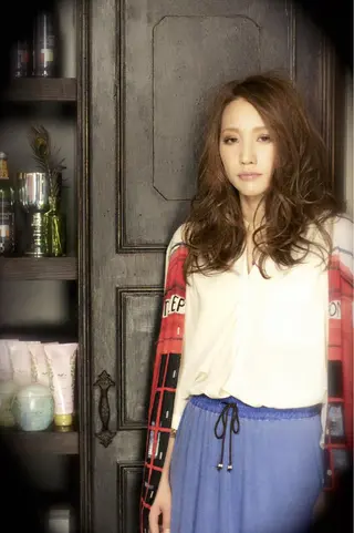 ロング Euphoria 【ユーフォリア】のヘアスタイル