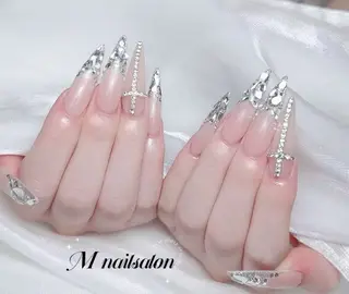 ネイル M🌷nail 長さだし専門店のネイルデザイン