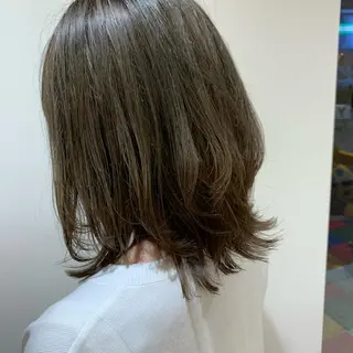 ミディアム 透明感カラー 金村真子のヘアスタイル