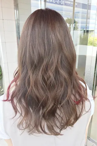 セミロング カラー 横倉 宏樹のヘアスタイル