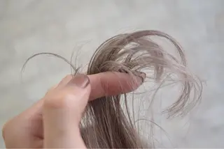 カラー ハイトーンカラー RYUのヘアスタイル