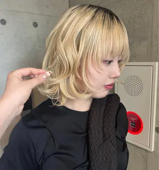 ショート 広香/ハイトーン/ デザインカラー/ボブのヘアスタイル
