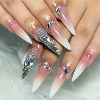 ネイル ✴︎ Delightのネイルデザイン