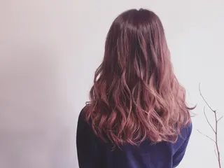 ロング カラー てんま さやかのヘアスタイル