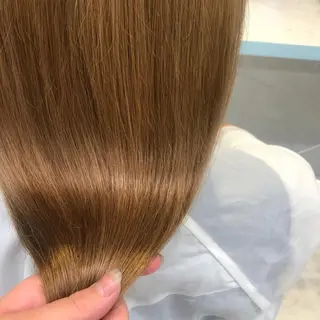 トレンドカラー MAHOのヘアスタイル