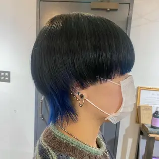 ショート カラー 梅田ハイトーン チダ ヒナノのヘアスタイル