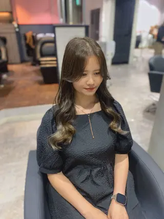 ロング shes茶屋町アリサ 🎀顔周り×韓国風のヘアスタイル