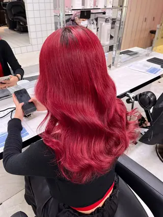 セミロング 🍒透明感カラー🌨 🥕ハイトーンカラーのヘアスタイル