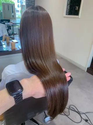 ロング Uni.所属・地毛風ストレート/ 髪質改善/榎本流行のヘアスタイル