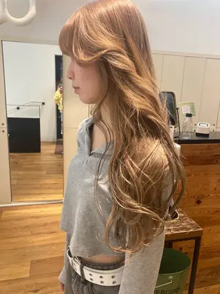ロング カラー 津田 里菜のヘアスタイル