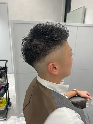 ショート カラー パーマ メンズ kiitos所属・関西センターパート メンズモデル募集のヘアスタイル