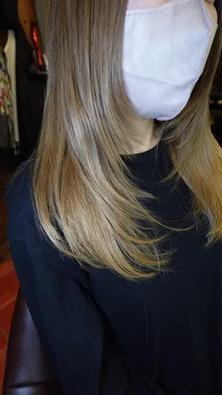 ロング Richromatic所属・M Jのヘアスタイル