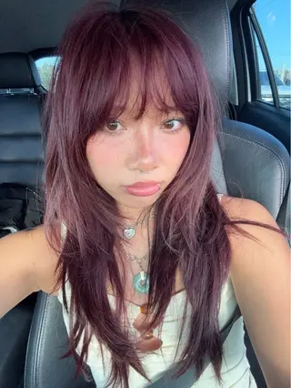 カラー rinka／暖色 ストレートのヘアスタイル