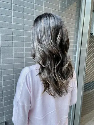 セミロング 💇♀️ハイライト 玉谷 俊💇♂️のヘアスタイル