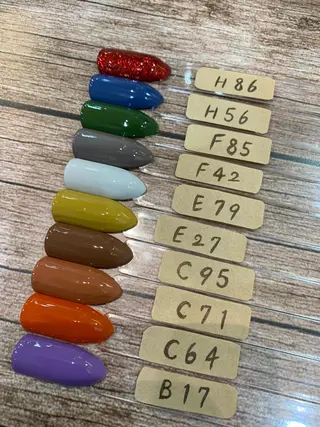 ネイル 赤木 理紗のマツエク・マツパデザイン