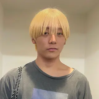 メンズ センターパート/ 暖色カラーayuのヘアスタイル