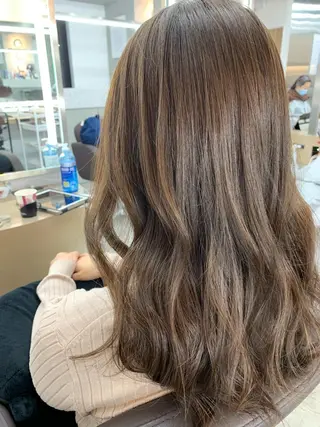 ミディアム カラー Silk-lei【銀座店】所属・銀座/美髪縮毛矯正 /髪質改善/山本翔華のヘアスタイル