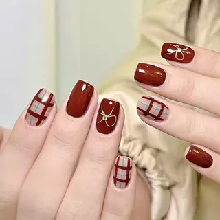 ネイル RAFFINE 月🦋🩵のネイルデザイン