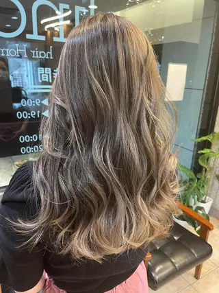 セミロング カラー olino 【オリノ】西田辺のヘアスタイル