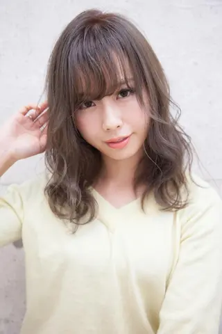 ミディアム カラー パーマ お得なクーポン掲載▼ 🌷三國祐美🌷のヘアスタイル