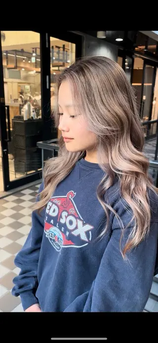 ロング カラー 🌺KANA🇺🇸 海外トレンドヘアのヘアスタイル