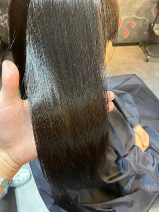 カラー Sparks hair所属・グリ モンのヘアスタイル