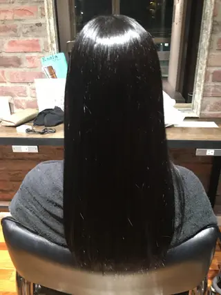 ロング カラー ラカリテ所属・渋谷 りなのヘアスタイル