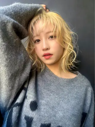 ショート 🌐NATSUMI 🌐【寒色カラー】のヘアスタイル