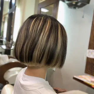 ショート 山崎 絵莉香のヘアスタイル