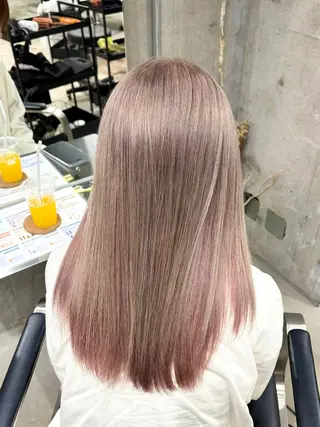 セミロング 緑川 佳薫のヘアスタイル