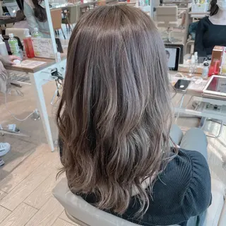 セミロング カラー 市原 大翼のヘアスタイル