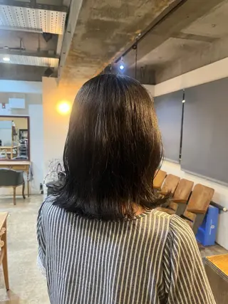 ミディアム 松原 樹里のヘアスタイル