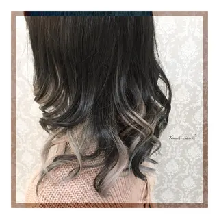 カラー ササキ トモシのヘアスタイル