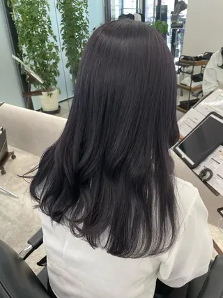 ロング カラー KANGOLSALON 富山セントラル所属・松井 亜美のヘアスタイル