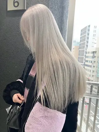 ロング ハイトーンイヤリング カラー清水隆央のヘアスタイル
