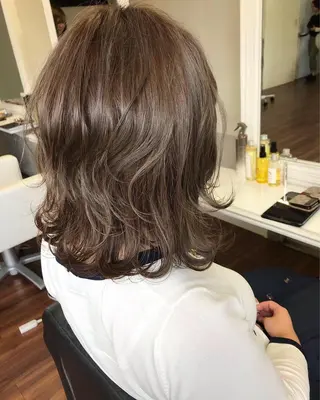 ミディアム 成松 勇治のヘアスタイル