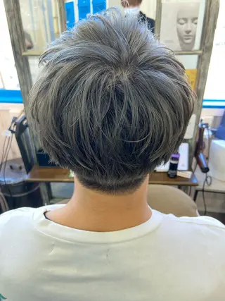 ショート カラー メンズ カットパーマ✂️ 小坂田玲亜のヘアスタイル