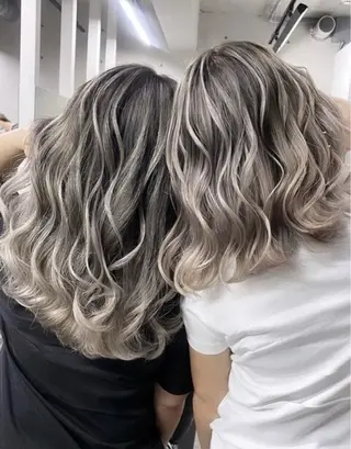 ロング REDEAL所属・REDEAL/あんな 白髪ぼかし/大宮のヘアスタイル