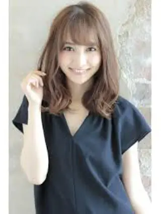 セミロング カラー 前井 正人のヘアスタイル