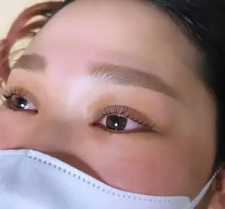 マツエク・マツパ アイブロウ private salon eyes所属・EYES YUNのマツエク・マツパデザイン