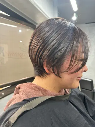 ショート 髪質改善ayame 横山諒のヘアスタイル