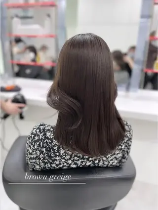 セミロング カラー ヘアアレンジ Ella所属・nana【艶髪】/ レイヤー/縮毛矯正のヘアスタイル