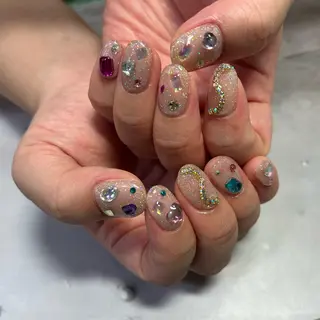 ネイル 野々山 亜美のネイルデザイン