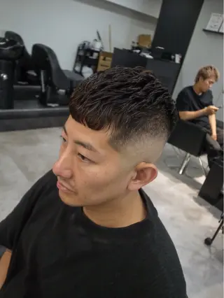 ショート パーマ メンズ INTRO SHIBUYA by Fi-Ne所属・💈メンズフェード 特化DAIYA💈のヘアスタイル
